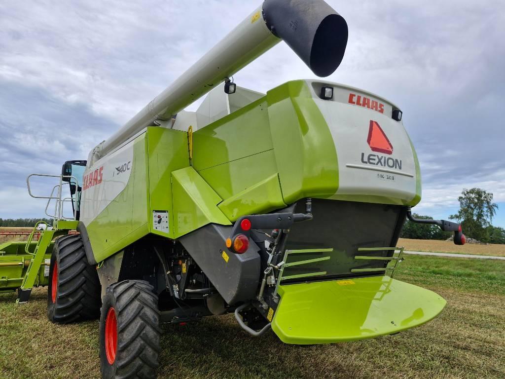 CLAAS LEXION 540 C V660 Combine harvesters