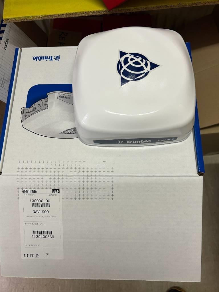 Trimble GFX-750 & NAV-900 EZ-Pilot PRO GPS