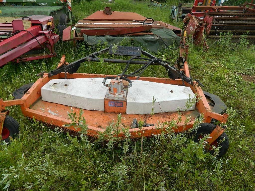 FH 2500 Pļaujmašīnas