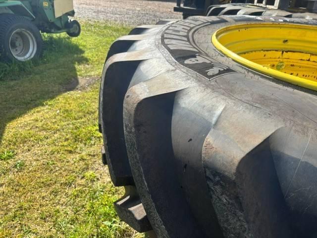 Dubbelmontage Michelin IF 710/75R42 Däck, hjul och fälgar