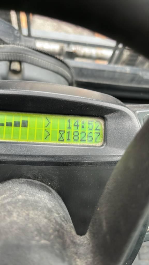 Yale GDP 80 VX6 Dieseltrukit
