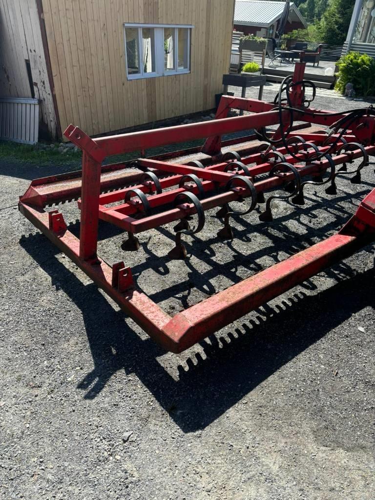 Runni Höylä äes 4m. Schwere Eggen