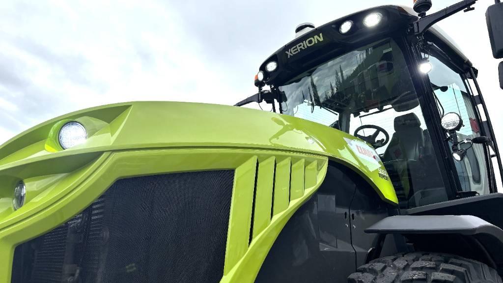 CLAAS Xerion 5000 VC Tractors