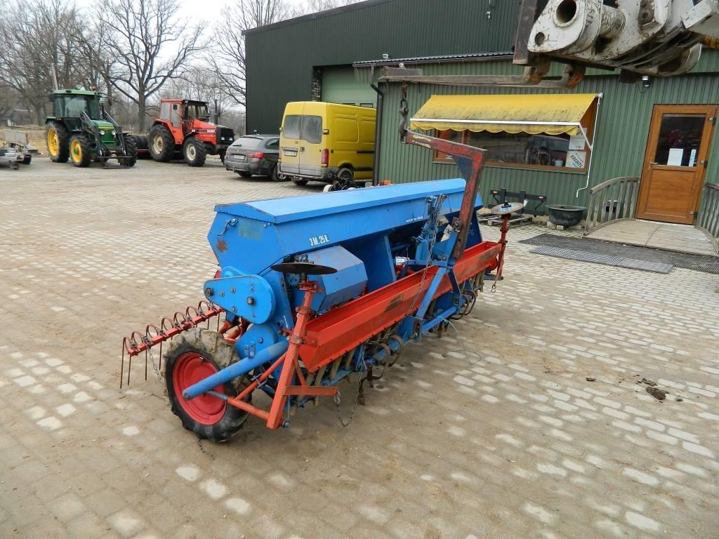 Stegsted 3 Sējmašīnas