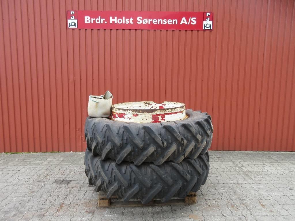 Schaad 16.9-38 Hjul, Dæk og Fælge