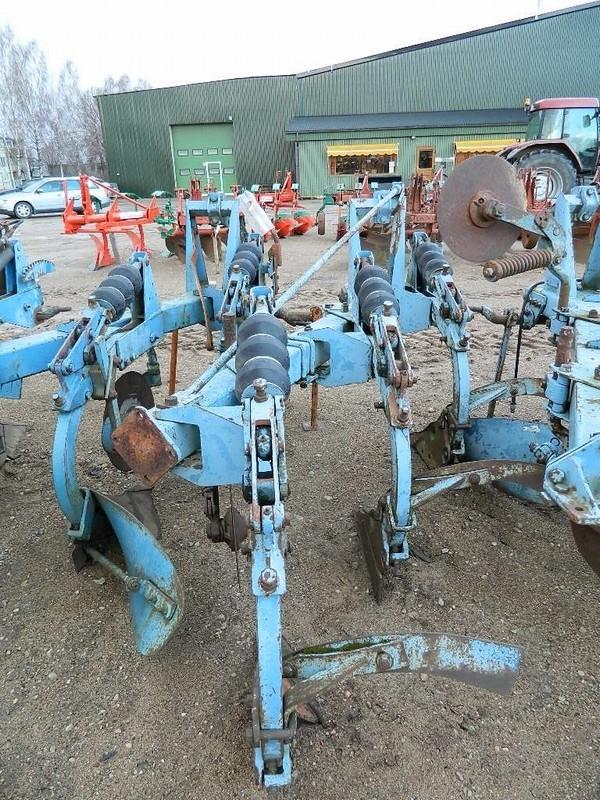 Överum 3 Parastie arkli