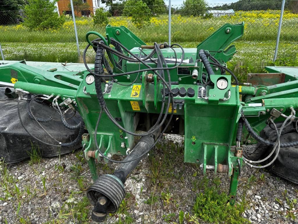 John Deere 388 Mower-conditioners