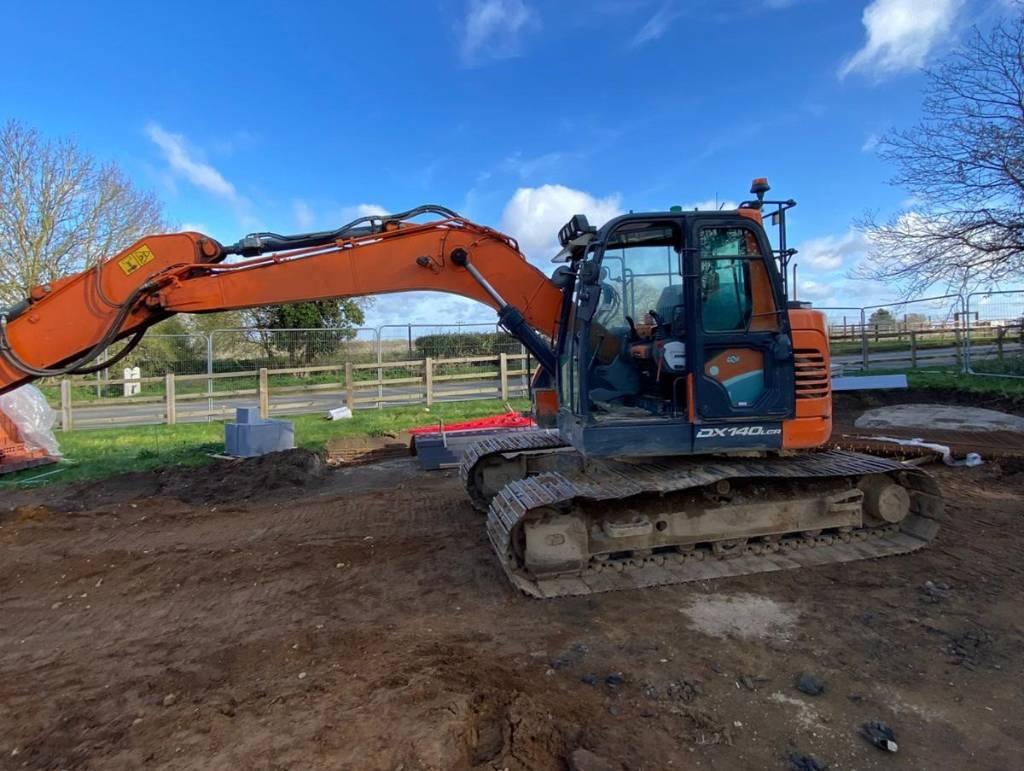Doosan DX 140 LCR-5 Crawler excavators