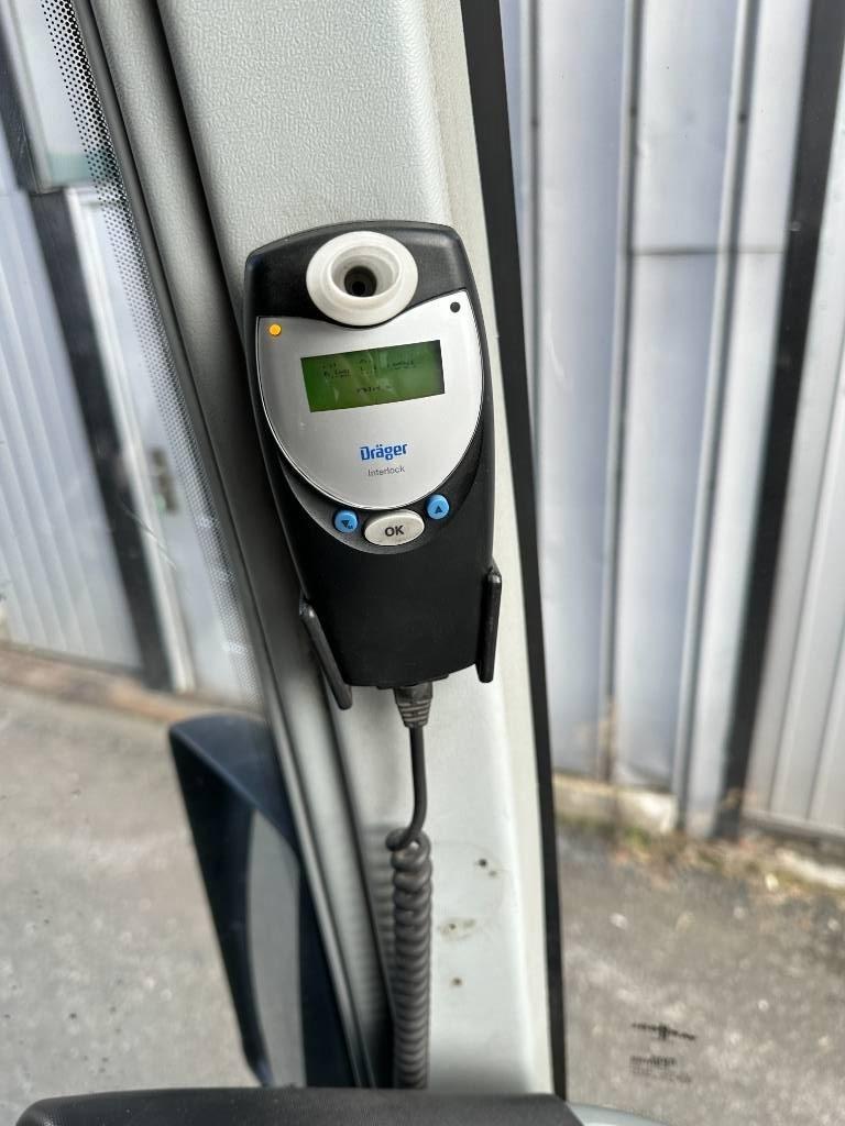 Scania Van Hool Actron Cargo Turbuss