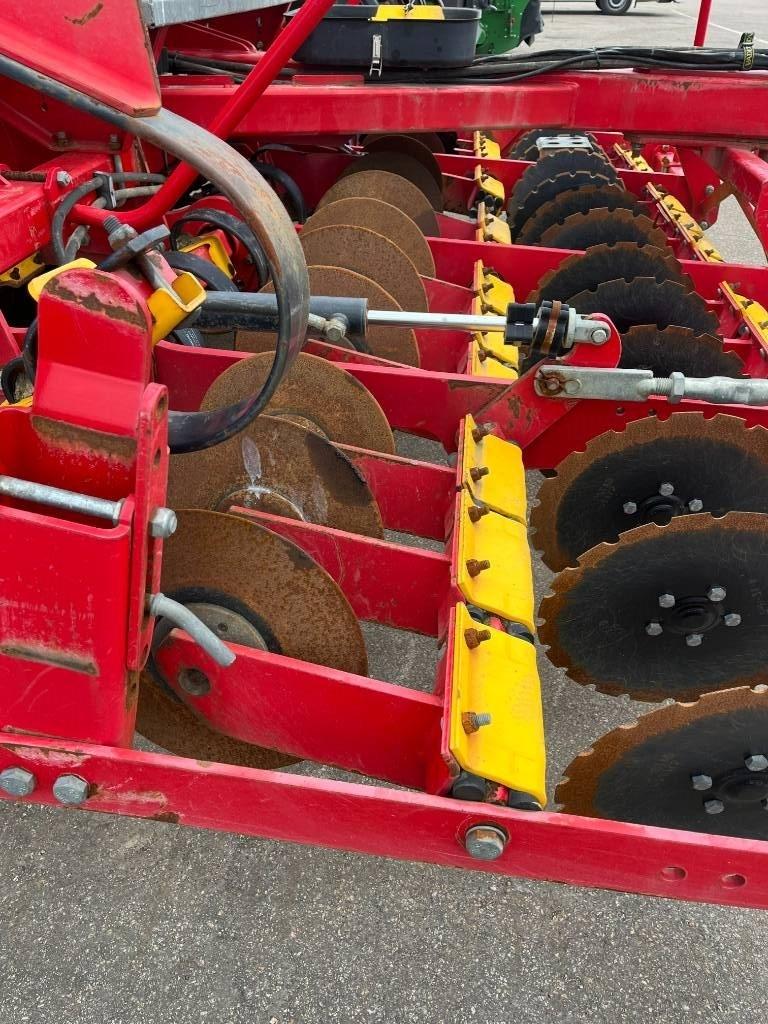 Väderstad RAPID 400 C Såmaskiner