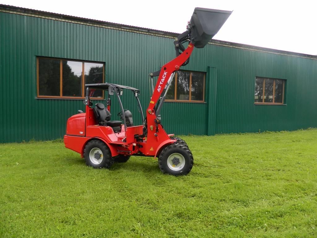 Attack 850 K50 Kompaktie traktori