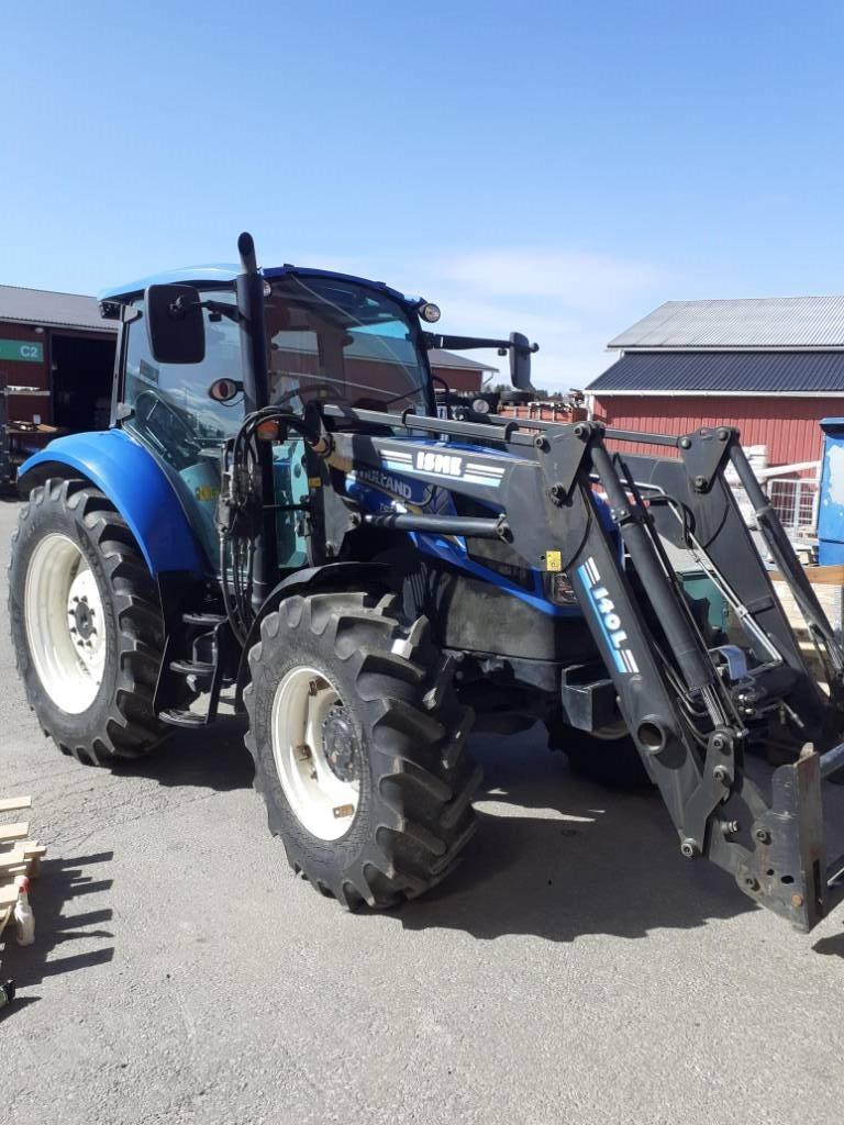 New Holland T 5.115 DC Tractors