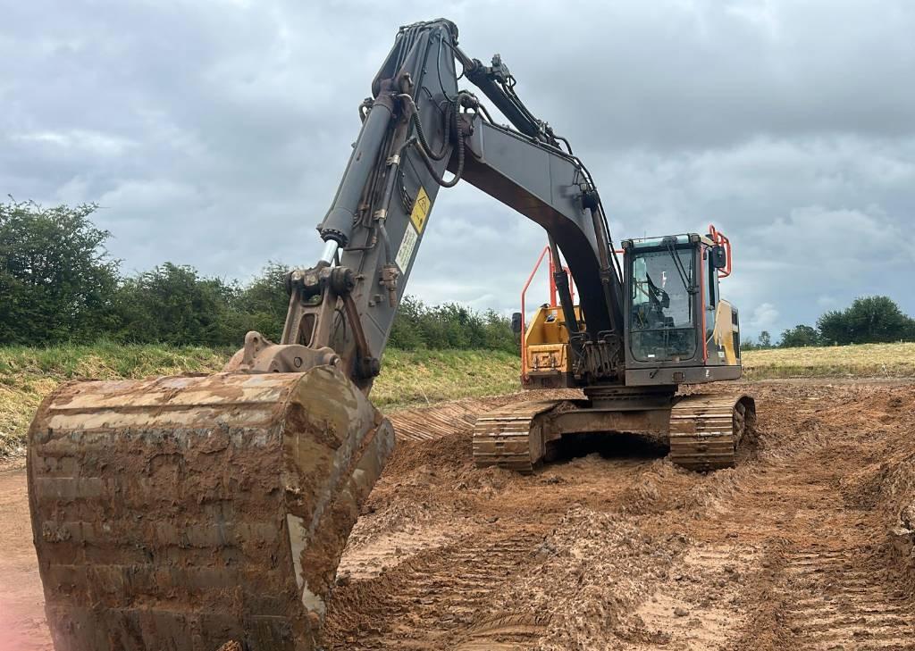 Volvo EC 220 EL Crawler excavators