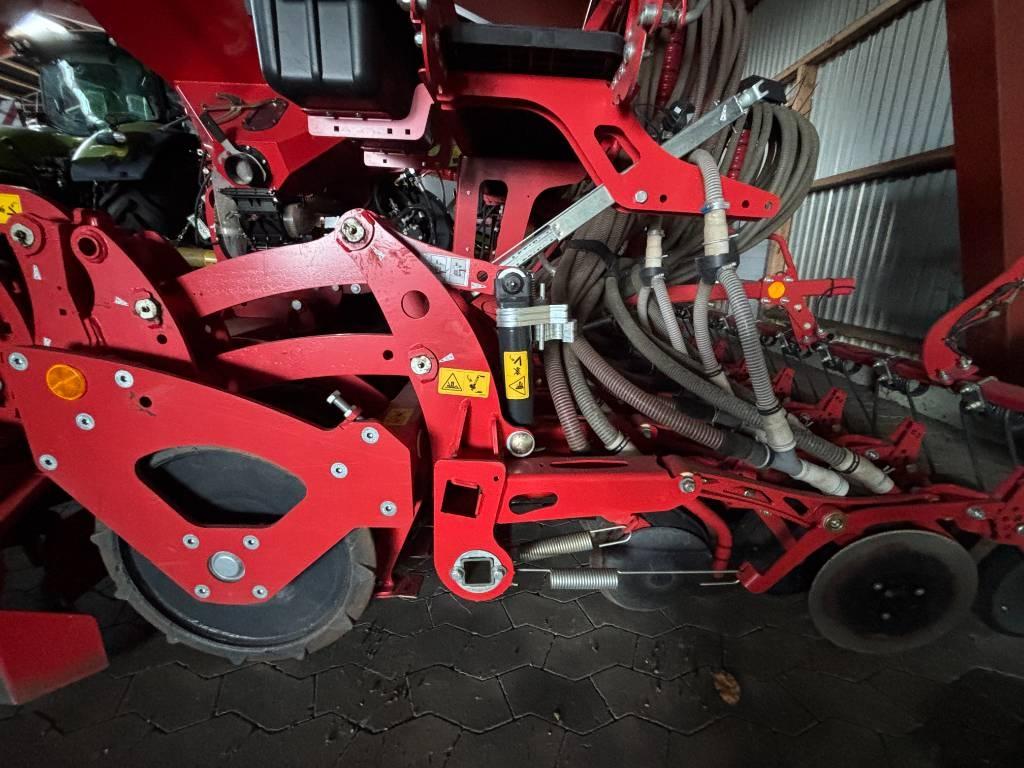 Kverneland E-DRILL MAXI PLUS Drills