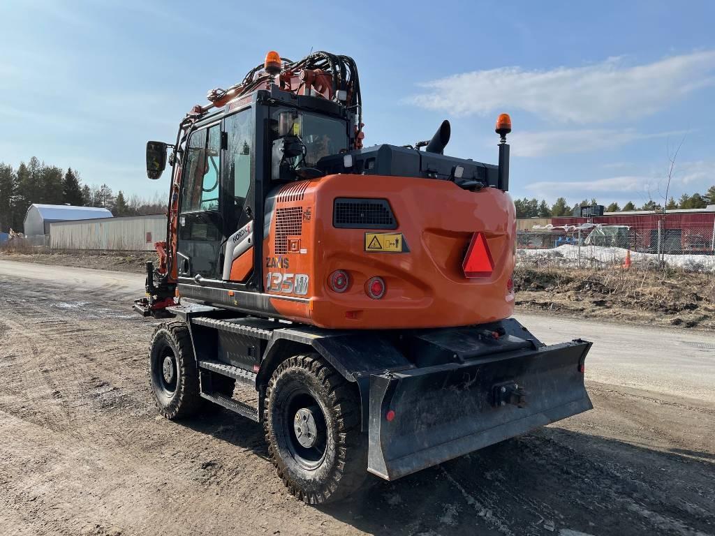 Hitachi ZX 135 W-7 Hjulgrävare