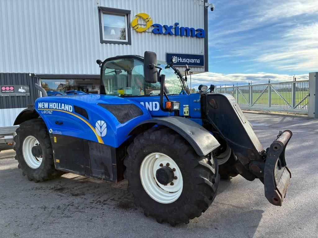 New Holland LM 7.42 Elite Teleskoplastare