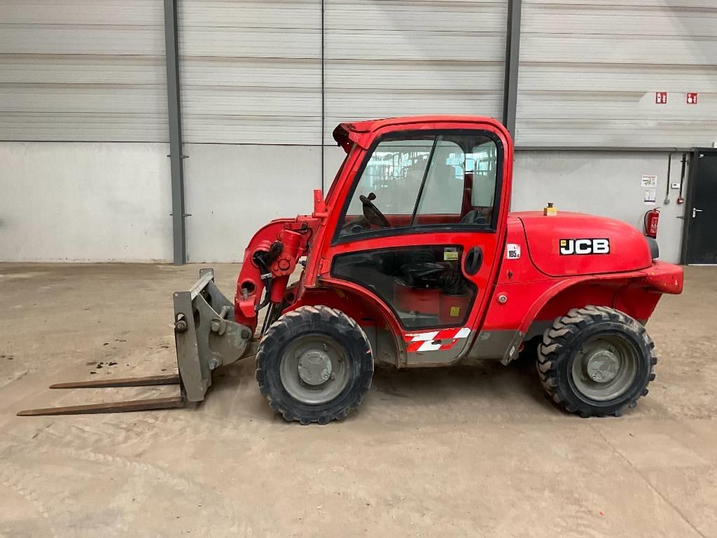 JCB 520-40 Sollevatori telescopici