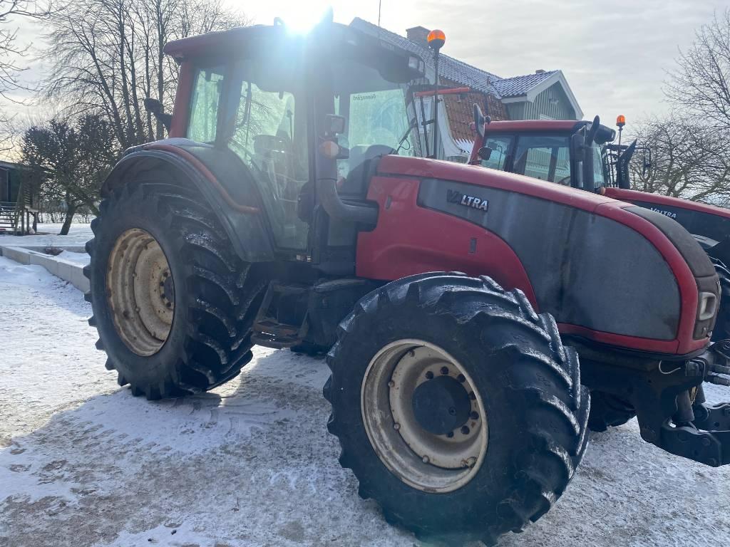Valtra T 151 E HT Tractors