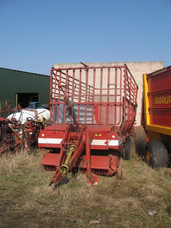 Pöttinger Trend Savācējpiekabes