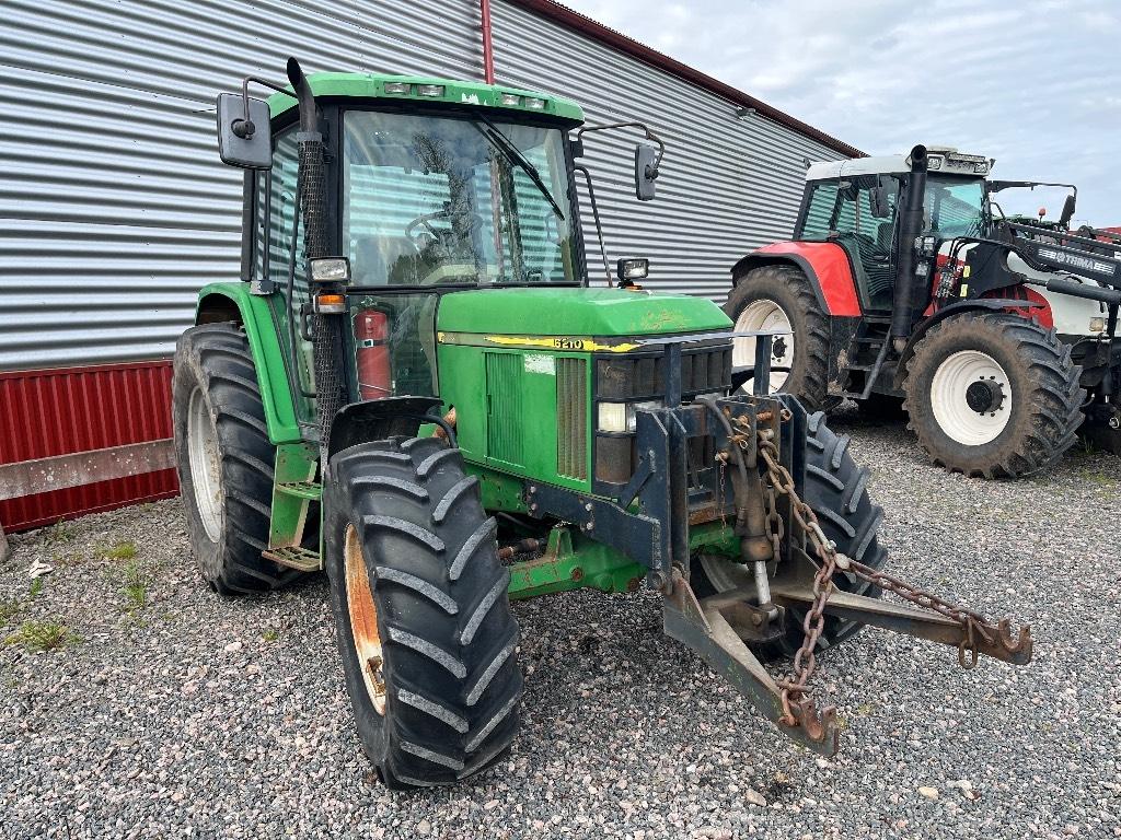 John Deere 6210 Tractors