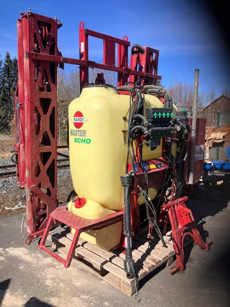 Hardi Master 1200 Pro Mounted sprayers