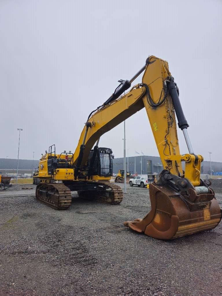 CAT 374 Bandgrävare