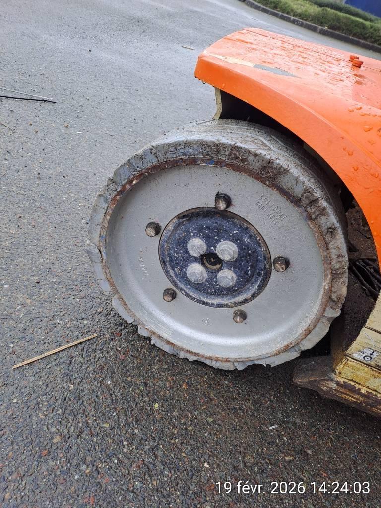 JLG Toucan 10 E Sollevatori verticali