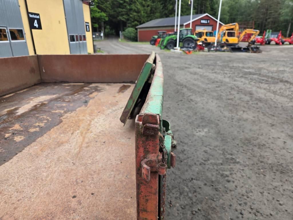 Möre T040 Tippvagnar