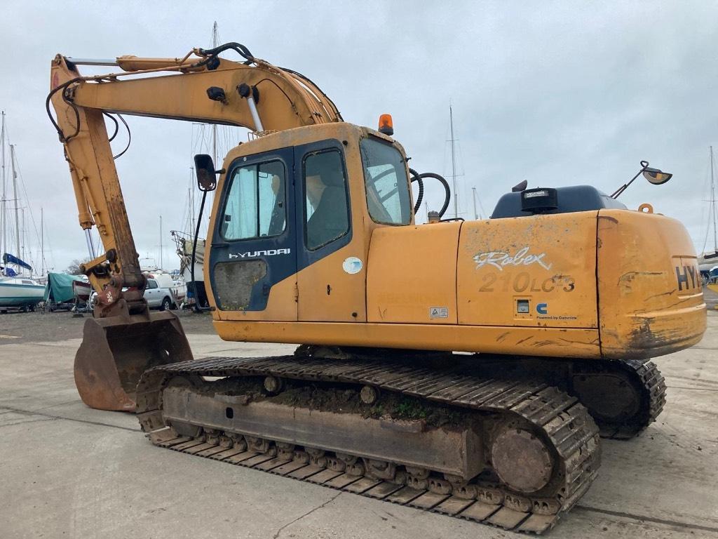 Hyundai Robex 210 LC-3 Crawler excavators