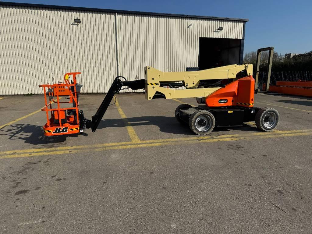 JLG E 450 AJ Articulated boom lifts