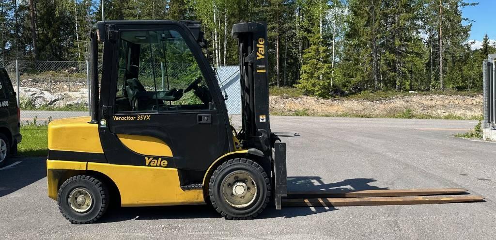 Yale GDP35VX (Pitkillä haarukoilla!) Dieseltrukit