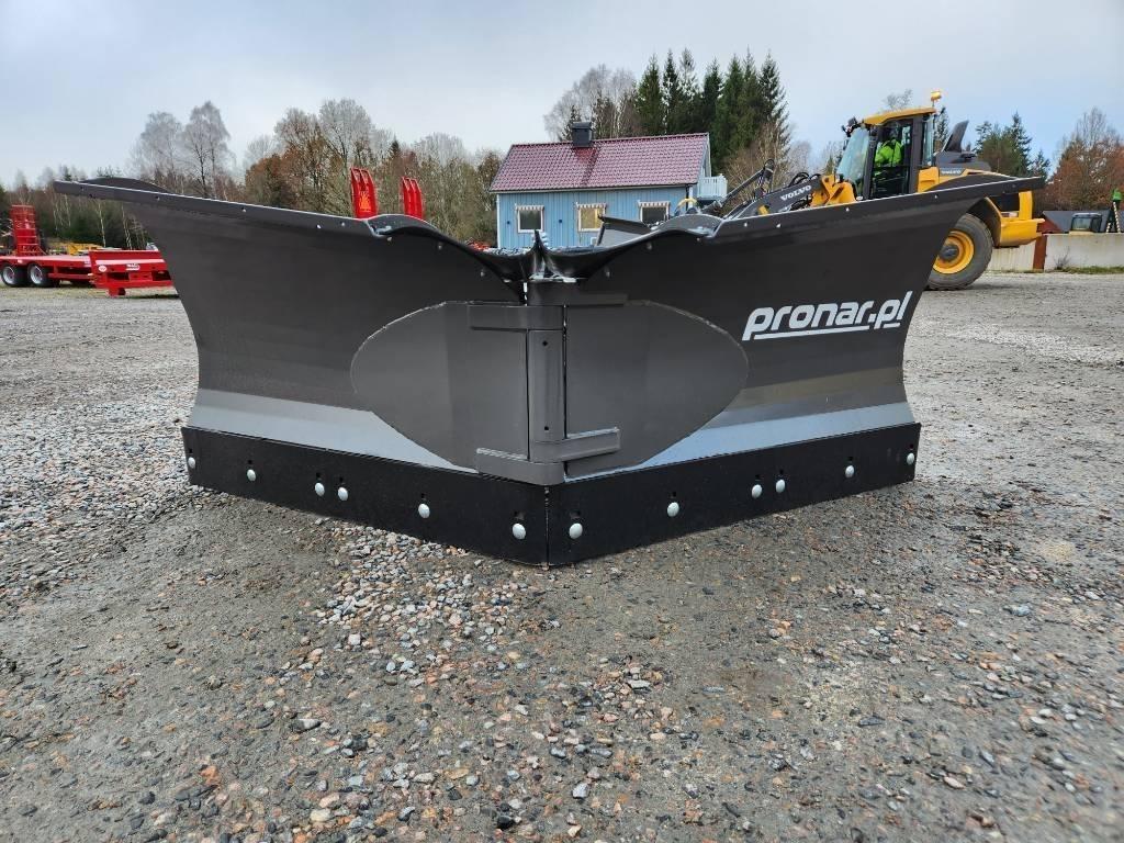 Pronar PUV 2800 M Snöblad och plogar