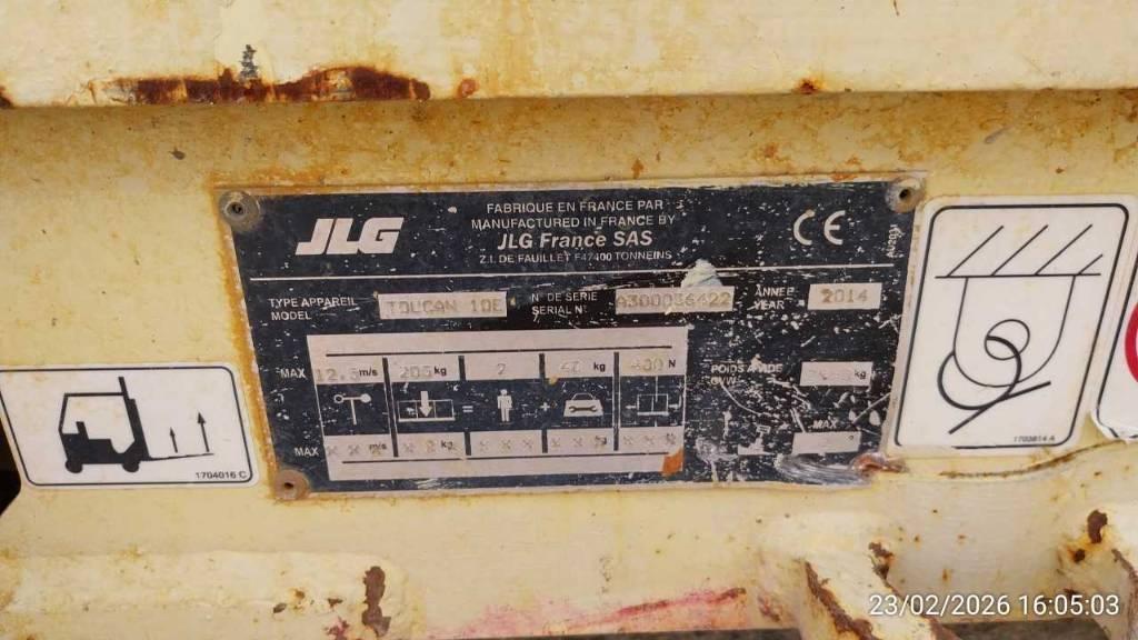 JLG Toucan 10 E Vertikální sloupové výtahy