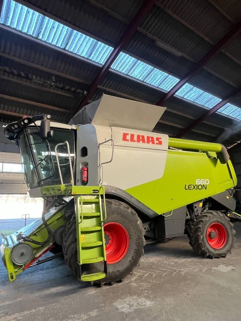 CLAAS Lexion 660 Combine harvesters