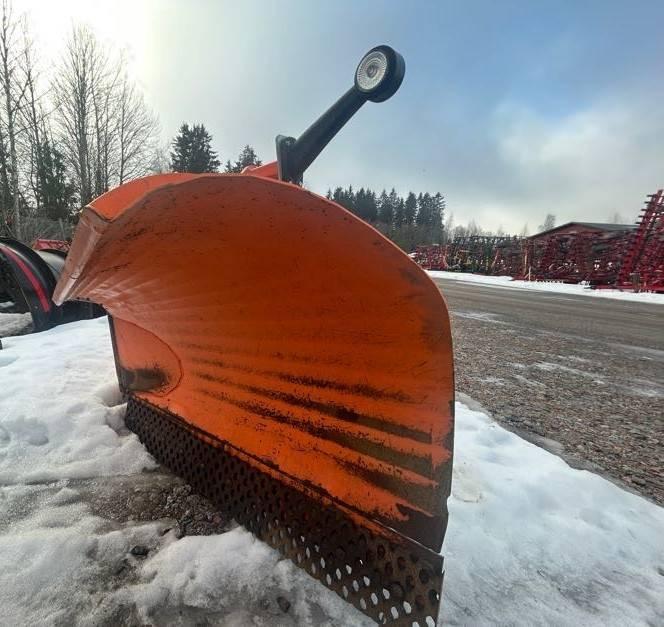 Pronar PUV 3300 M Schneeschilde und -pflüge