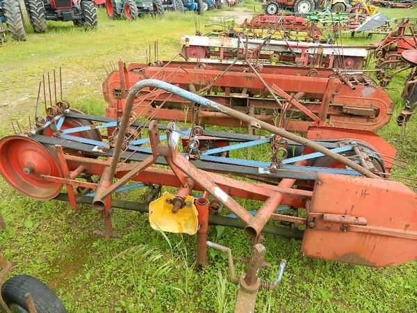 Mads Amby 220 Grābekļi un siena ārdītāji