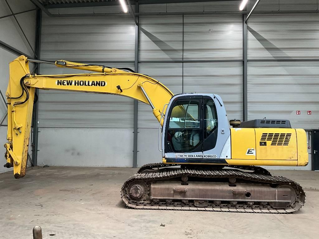 New Holland E 215 Raupenbagger