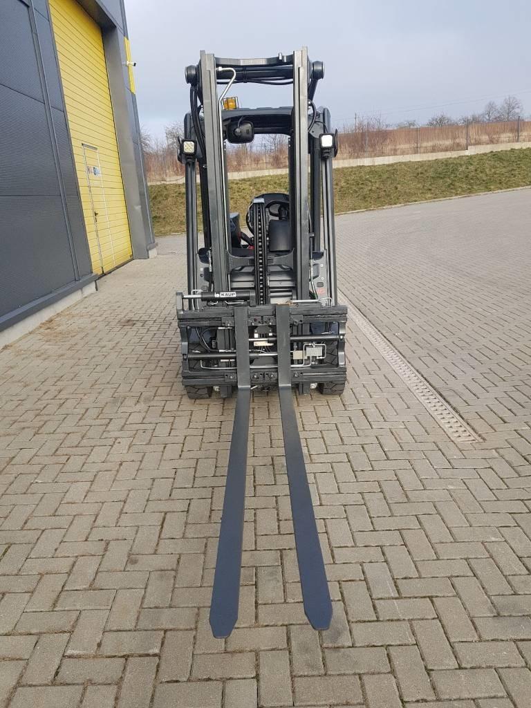 Linde E16C Electric forklifts