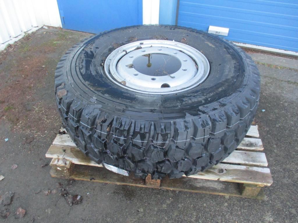 Continental/Michelin 395/85R20 Däck, hjul och fälgar
