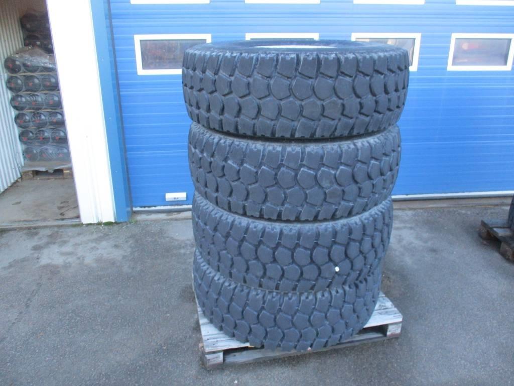 Continental/Michelin 395/85R20 Däck, hjul och fälgar