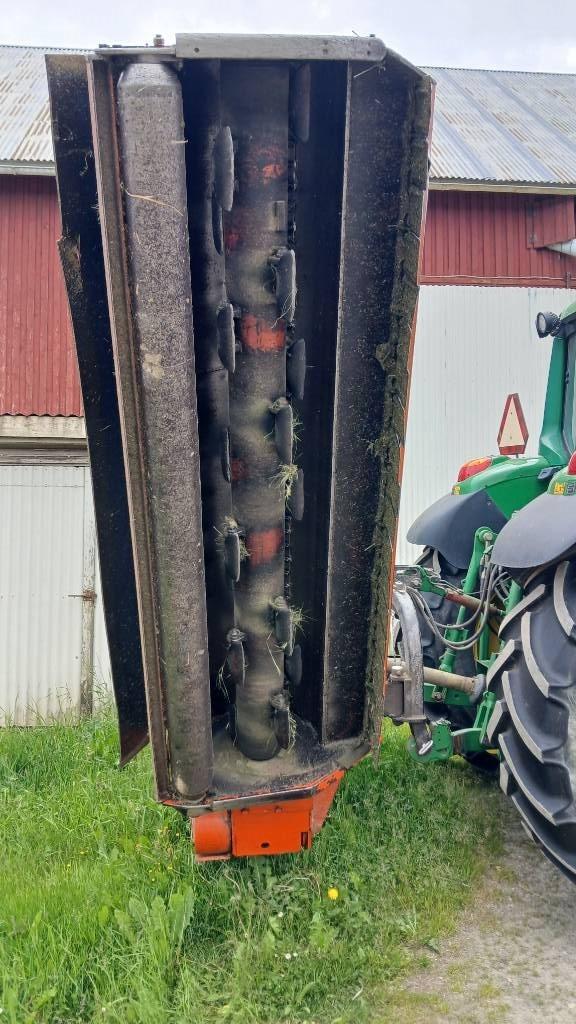Perfect ZF 240 Piennarmurskain Pasture mowers and toppers