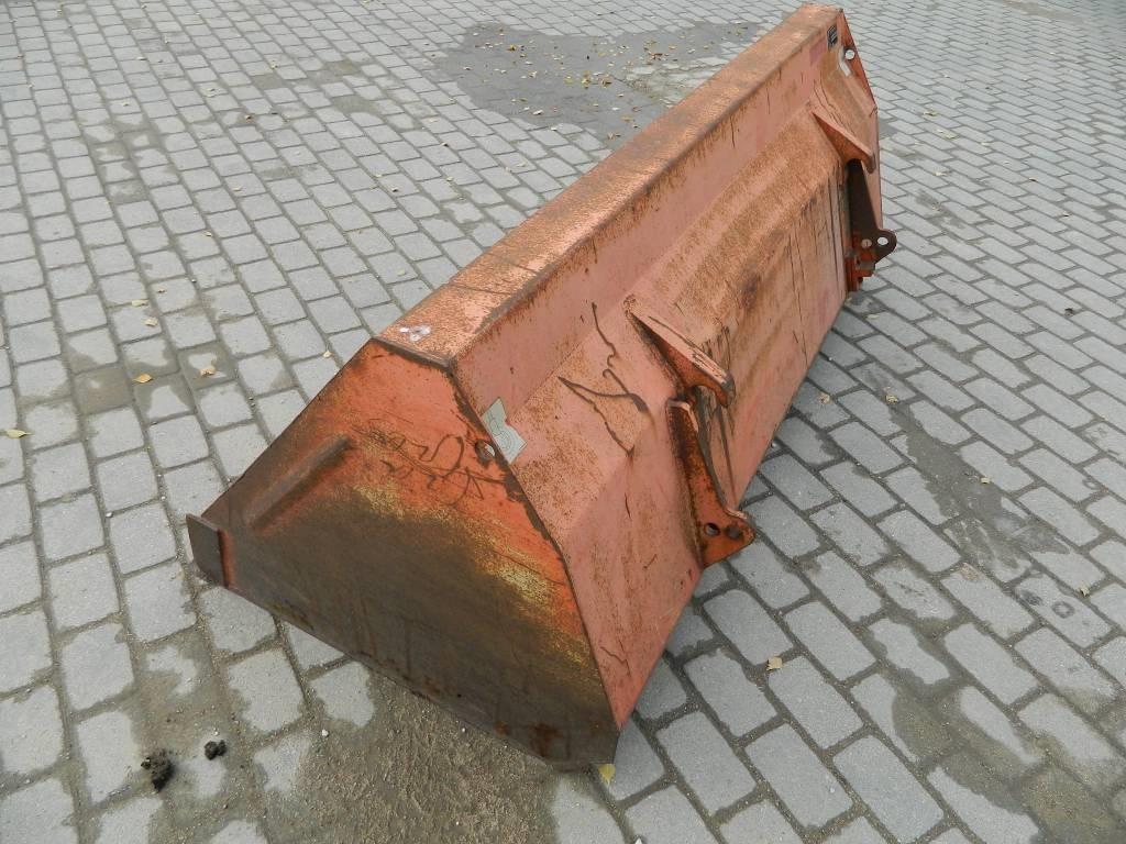 Kauss 18 Cits iekraušanas un rakšanas aprīkojums