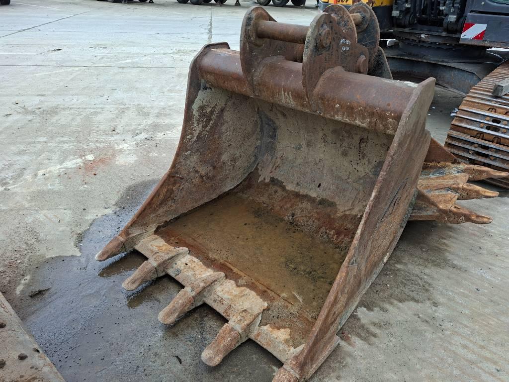 Volvo ECR235EL (+3 Buckets) Crawler excavators