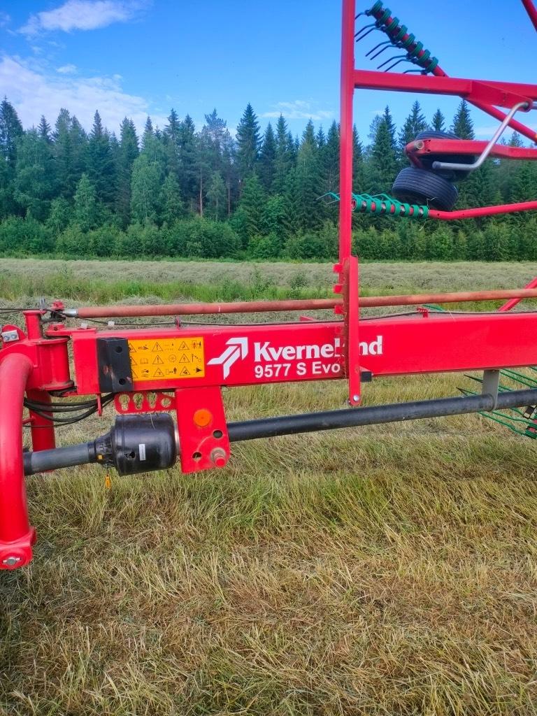 Kverneland 9577S Evo karhotin Windrowers