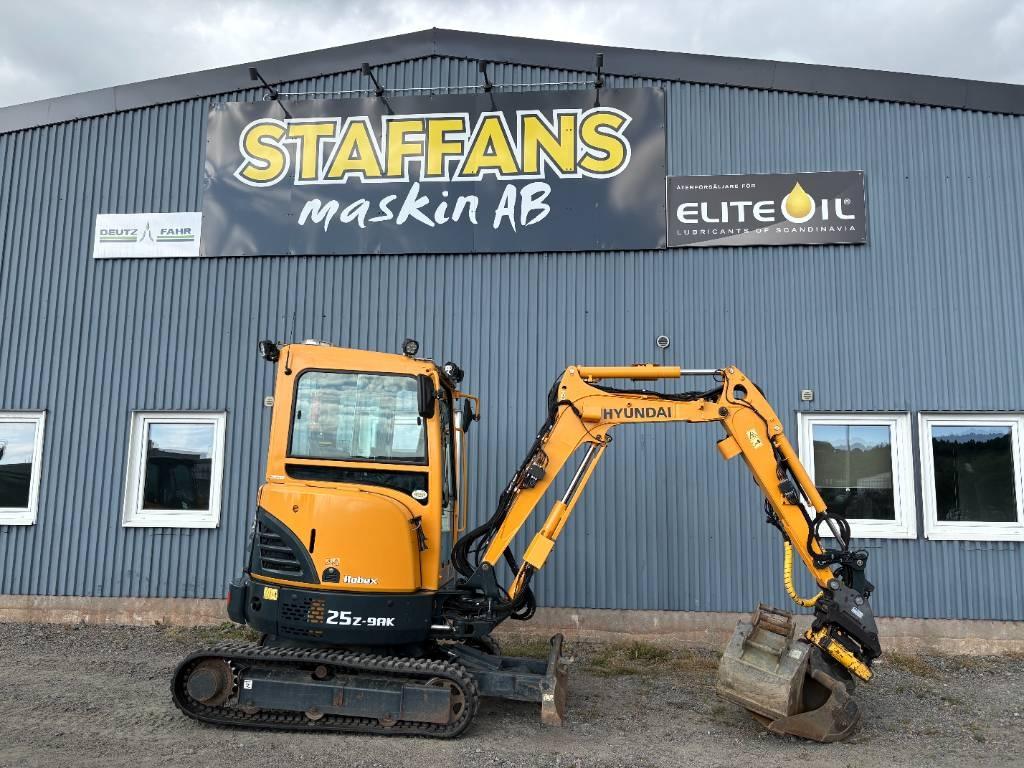 Hyundai R25Z-AK, Lång sticka Minigrävare < 7t