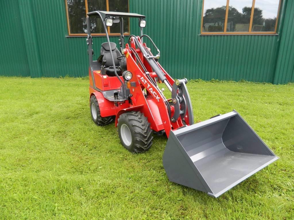Attack 810 K26 Kompaktie traktori