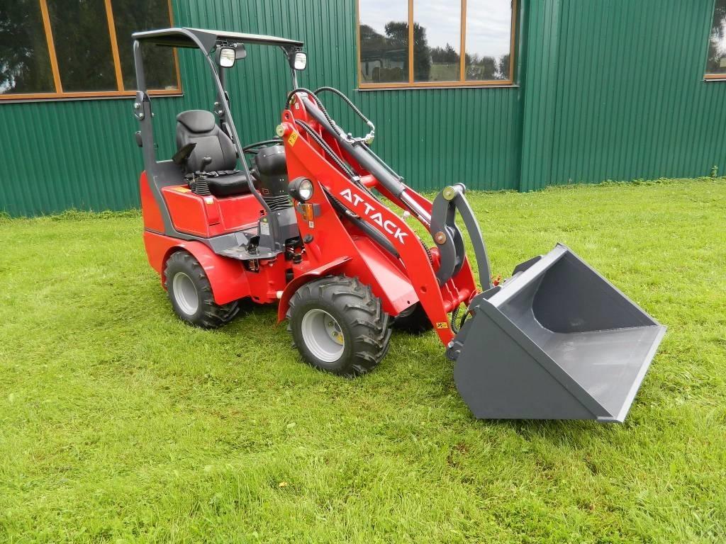 Attack 810 K26 Kompaktie traktori