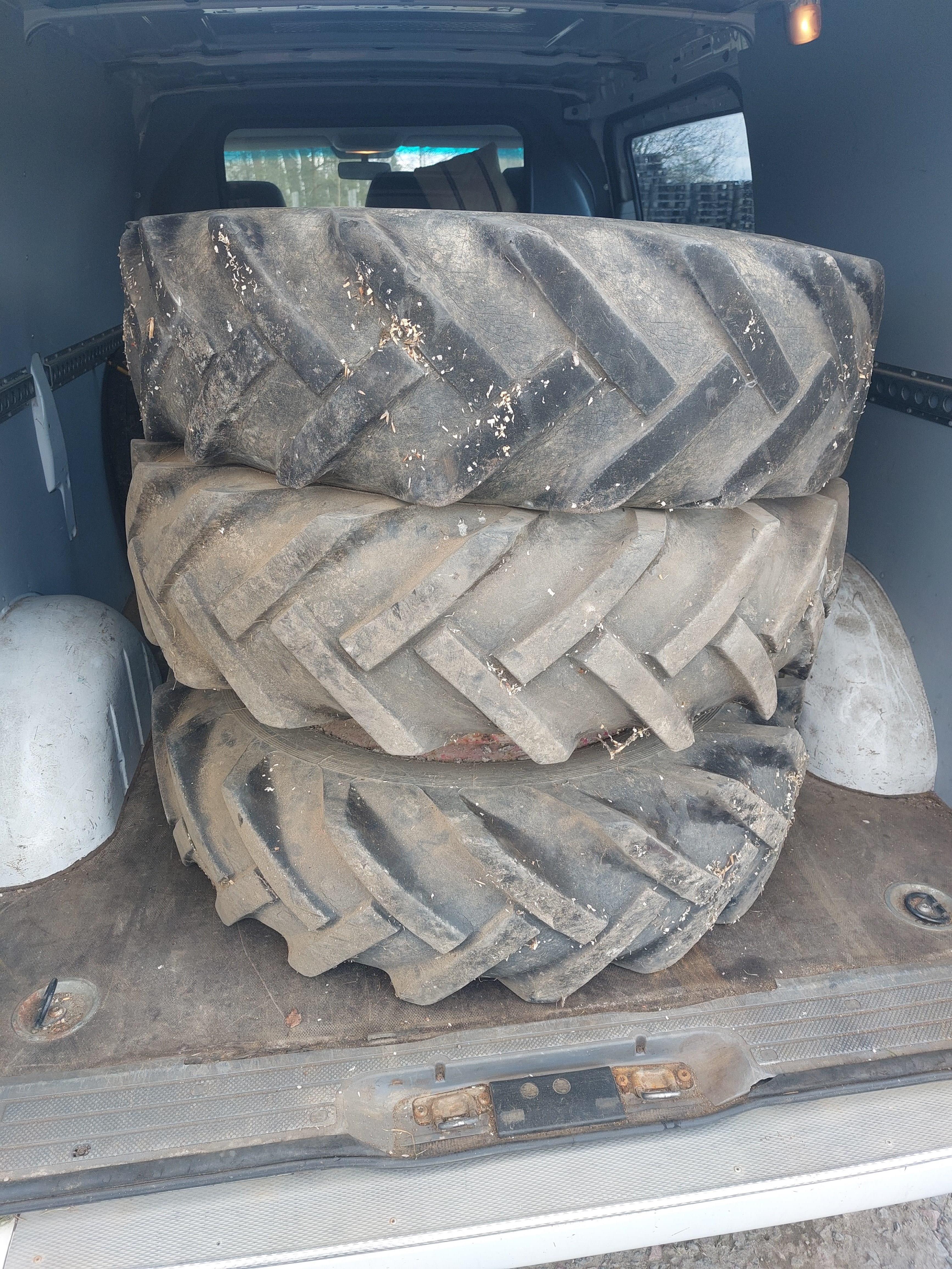 Levikepyörät Sarjana tai erikseen Tyres, wheels and rims