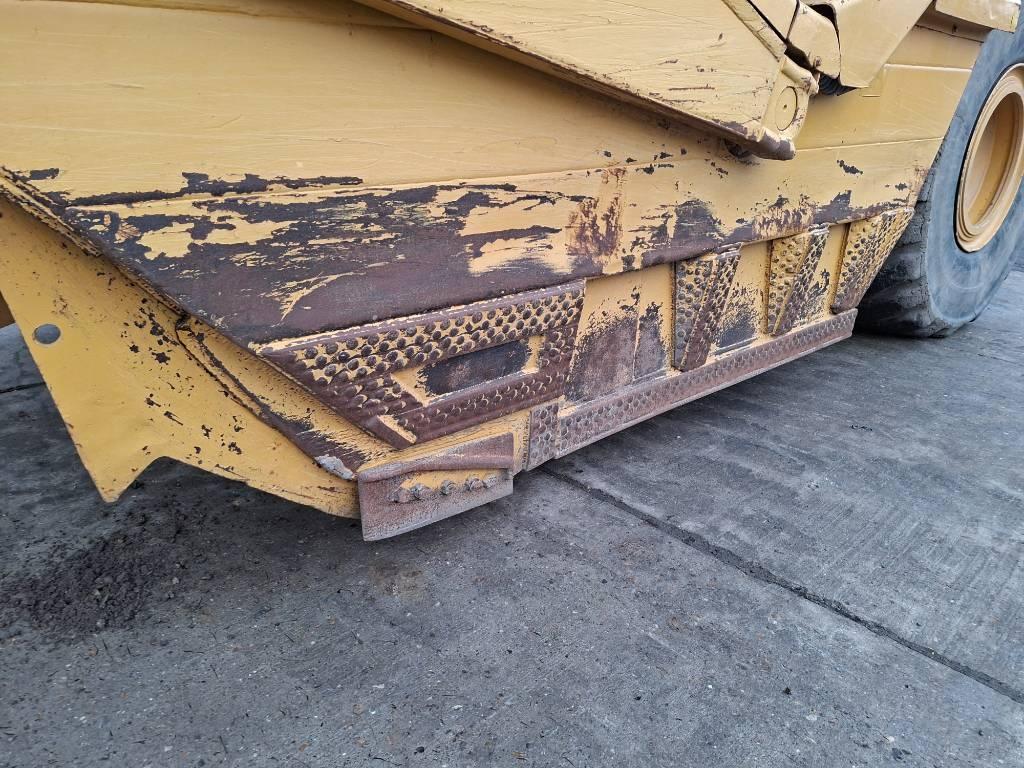 CAT 631E (3Units available) Scrapers