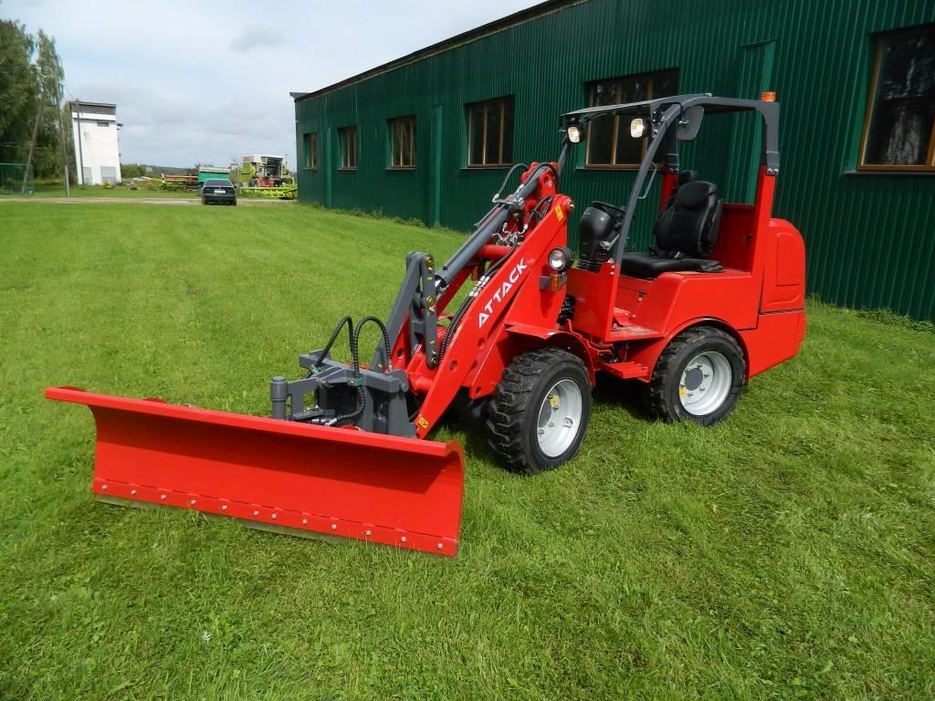 Attack 820 K36 Frontālie iekrāvēji un ekskavatori